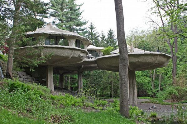 15 Weirdest Houses Ever Built 013 Funcage 